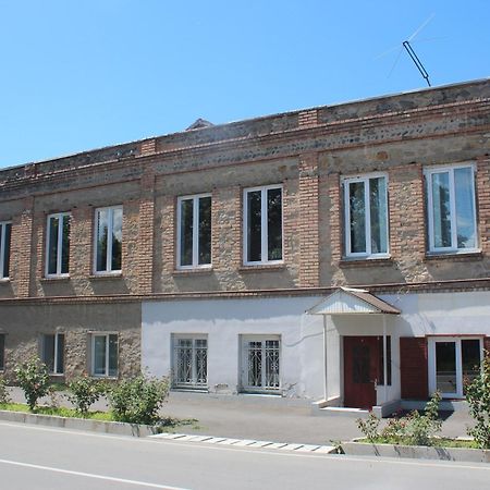 Guesthouse Levani Гори Экстерьер фото