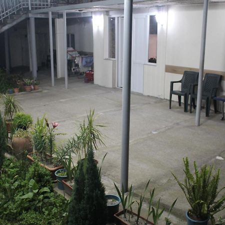 Guesthouse Levani Гори Экстерьер фото
